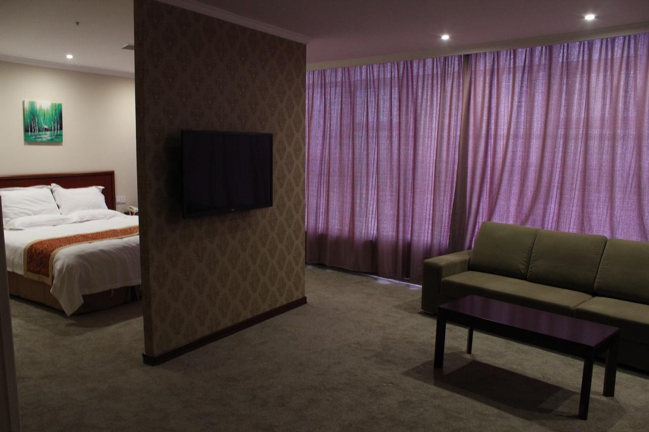 Greentree Inn Shanghai Jiading The South Of F1 Circuit Fangtai Hardware Market Express Hotel Luaran gambar